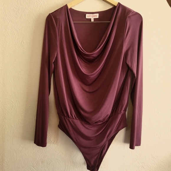 Leyden, Longsleeve Cowlneck Bodysuit, Wine, Size Medium - Picture 7 of 7
